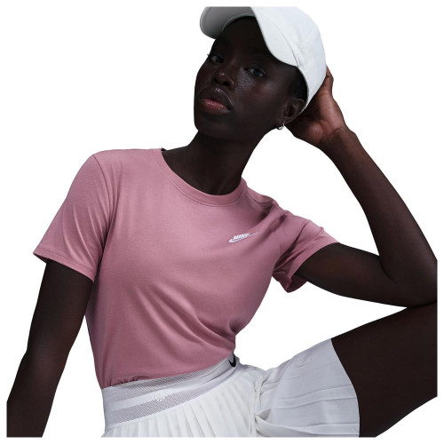 Nike Γυναικεία κοντομάνικη μπλούζα Sportswear Club Essentials T-Shirt